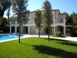 Villa in vendita a forte dei marmi via alessandro volta, 85a