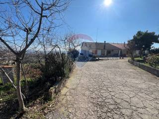 Casa indipendente in vendita a santa maria imbaro via borgata colli, 52