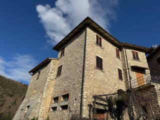 Appartamento in vendita a terni via del giardino, 29