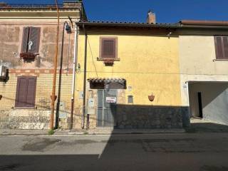 Appartamento in vendita a fara in sabina strada provinciale 41c, 101