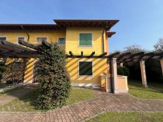 Villa a schiera in affitto a manerba del garda via panoramica, 72