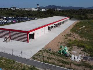 Garage in vendita a olbia via degli arrotini