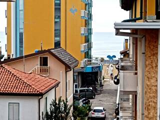 Appartamento in vendita a jesolo via dante alighieri 1 accesso al mare, 3