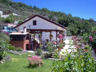 Villa in vendita ad avegno via sepozzo, 10