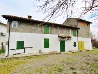 Casa indipendente in vendita a castelvetro di modena via ossi, 16