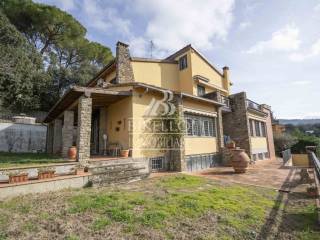 Villa in vendita a bagno a ripoli via luigi dallapiccola