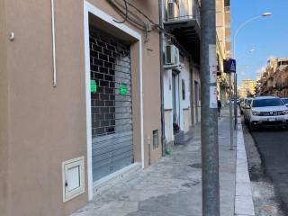 Negozio in in vendita da privato a villabate corso vittorio emanuele, 470