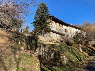 Casa indipendente in vendita a valdilana fraz. bozzola, 3