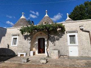 Trullo in vendita ad alberobello contrada san leonardo