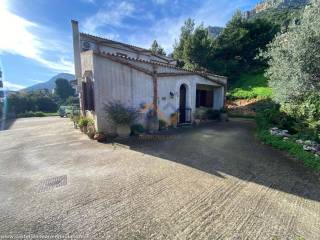 Villa in vendita a castellammare del golfo via gaetano salvemini