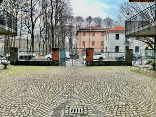 Garage in affitto a torino corso casale, 274