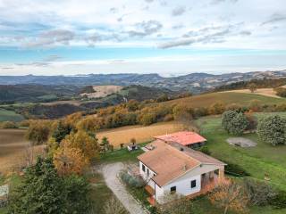 Villa in vendita a isola del piano strada delle valli