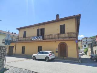 Casa indipendente in vendita a carsoli via aquila