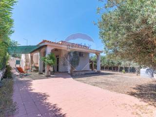 Casa indipendente in vendita a noto via della scogliera, 2