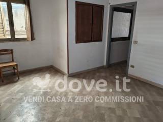 Casa indipendente in vendita a reggio di calabria viale galileo galilei, 44