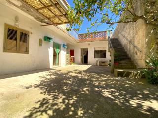 Casa indipendente in vendita a villasalto vico i marconi, 4