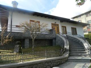 Villa in vendita a tresivio via milano 69