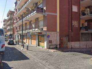 Garage in vendita a portici corso giuseppe garibaldi, 185e