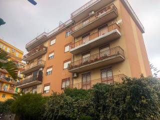 Appartamento in in vendita da privato a catania via francesco zangrì, 30