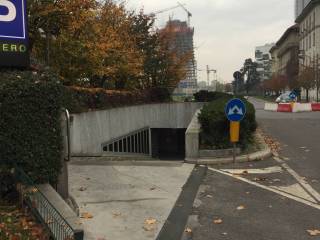 Garage in affitto a milano piazzale giulio cesare, 10