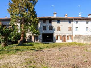 Casa indipendente in vendita a medea via diaz