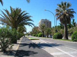 Garage in vendita a san benedetto del tronto via sicilia