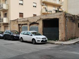 Garage in vendita a bagheria via la masa, 54