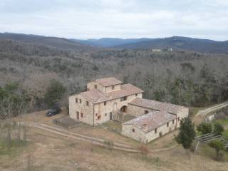 Casale in vendita a castelnuovo berardenga strada statale val d'ambra