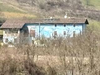 Rustico in vendita a nizza monferrato strada vecchia di calamandrana