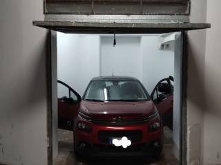 Garage in affitto a roma via suor maria mazzarello, 50