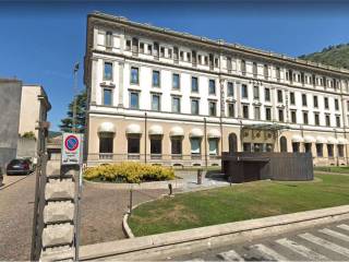 Posto auto in affitto a como piazza cavour, 5