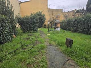 Casa indipendente in vendita a prato via della violata