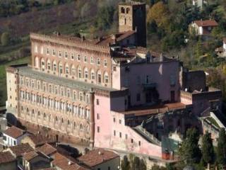 Intero stabile in vendita a casale monferrato via gozzani