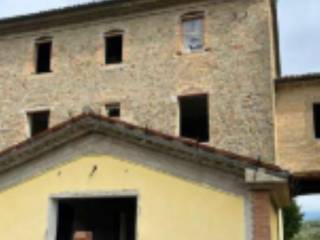 Villa all'asta a città di castello frazione lerchi