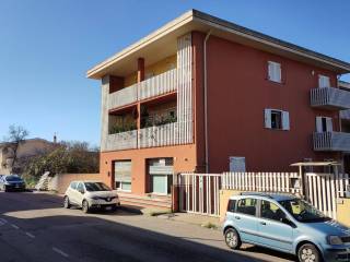 Negozio in in vendita da privato a olbia via arezzo, 15