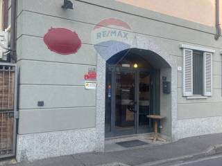 Ristorante in vendita ad arese via matteotti, 8