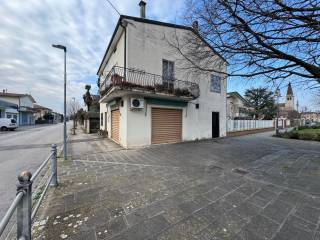 Casa indipendente in vendita a pojana maggiore via matteotti, 1