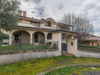 Villa in vendita a morciano di romagna viale a. spinelli