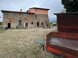 Rustico in vendita a castelfranco piandiscò via di montecarelli