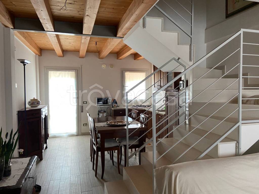 immagine annuncio 1 di 9