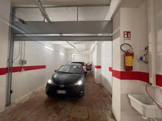 Garage in affitto a roma via giovanni stanchi, 16