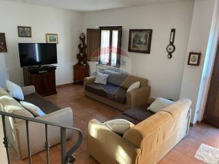 Villa a schiera in vendita a rocchetta a volturno via neri, 6