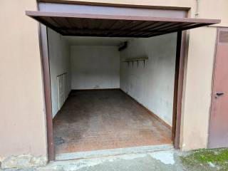 Garage in vendita ad alessandria via santorre santarosa