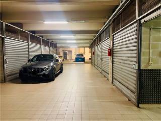 Garage in affitto a torino via giovanni giolitti, 3