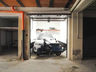 Garage in vendita a firenze via fra' domenico buonvicini, 23