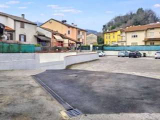 Posto auto in vendita a schio via pier luigi da palestrina