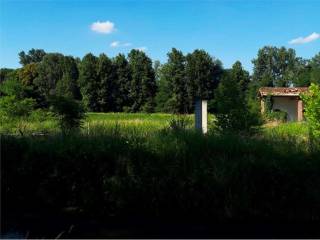 Terreno agricolo all'asta a casalbuttano ed uniti via naviglio