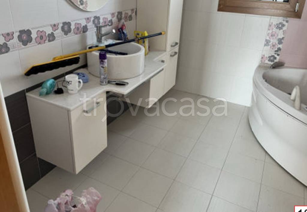 immagine annuncio 8 di 9