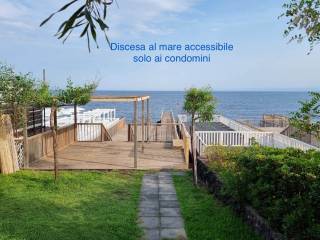 Appartamento in vendita ad aci castello via antonello da messina, 57