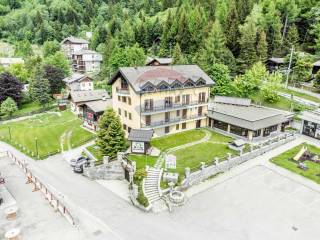 Albergo in vendita a varzo frazione san domenico, snc